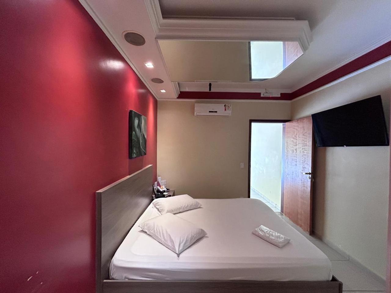Alpha Motel Amparo  Eksteriør billede
